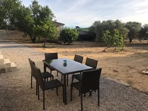 thumbnail: Front of property