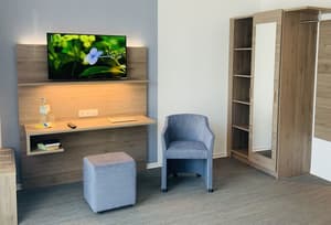 thumbnail: Room