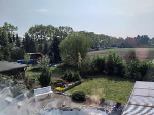 thumbnail: Garden view