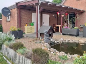 thumbnail: Property grounds