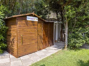 thumbnail: Laundry room