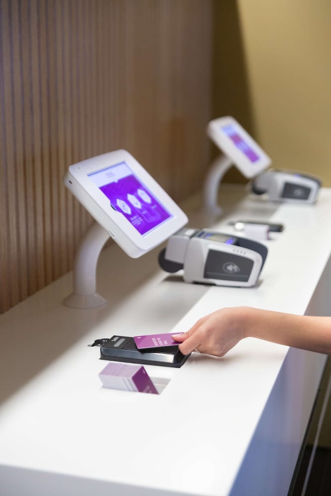 Check-in/check-out kiosk