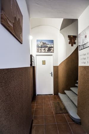thumbnail: Staircase