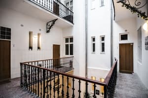 thumbnail: Staircase