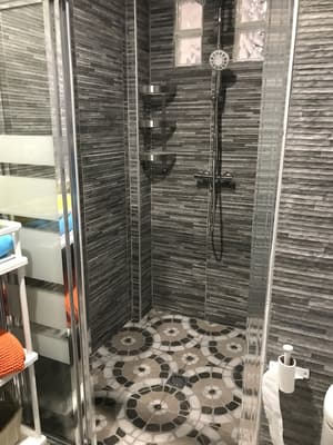 thumbnail: Bathroom shower