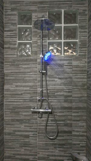 thumbnail: Bathroom shower