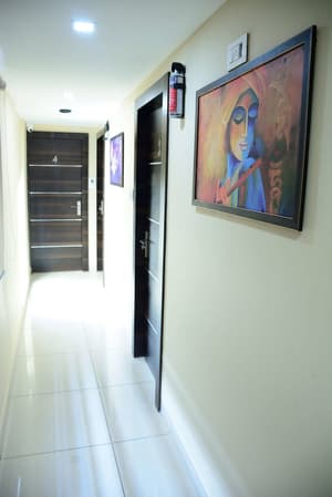 thumbnail: Interior detail