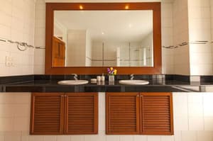 thumbnail: Bathroom sink