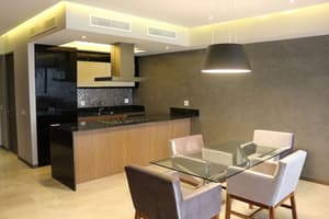 thumbnail: In-room dining