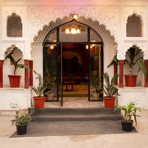 thumbnail: Exterior