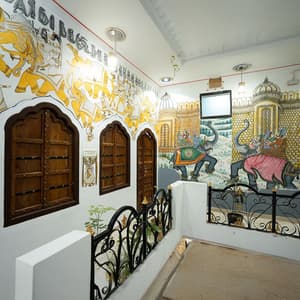 thumbnail: Interior detail
