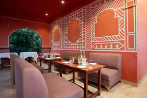 thumbnail: Restaurant