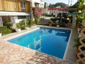 thumbnail: Outdoor pool