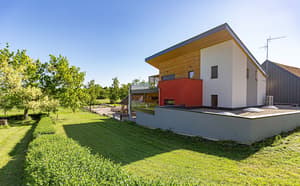 thumbnail: Exterior