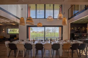 thumbnail: Dining