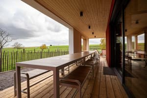 thumbnail: Terrace/patio
