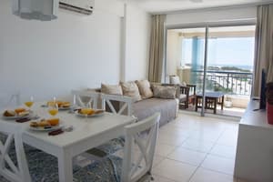 thumbnail: In-room dining