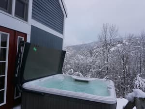 thumbnail: Outdoor spa tub
