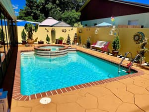thumbnail: Outdoor pool