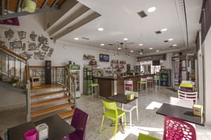 thumbnail: Bar (on property)