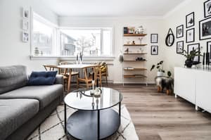 thumbnail: Interior