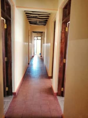 thumbnail: Hallway