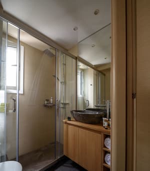 thumbnail: Interior detail