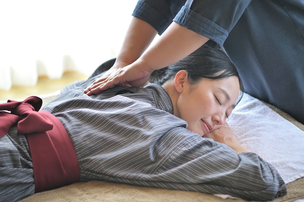 Massage in accommodation