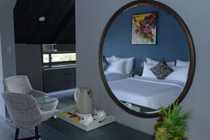thumbnail: Living area