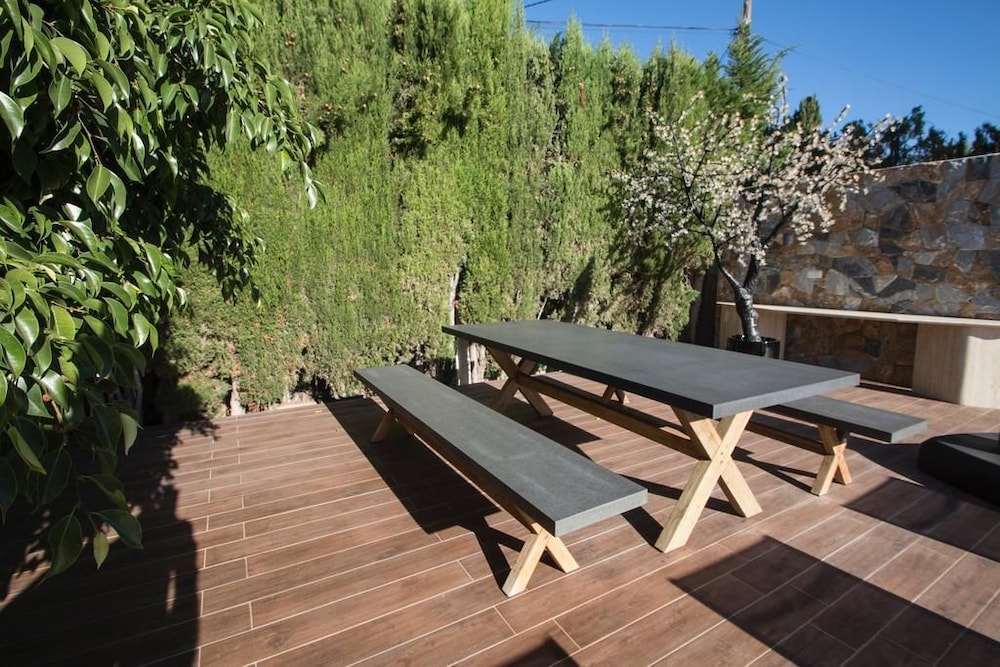BBQ/picnic area