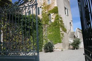 thumbnail: Property entrance