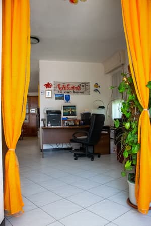 thumbnail: Front of property