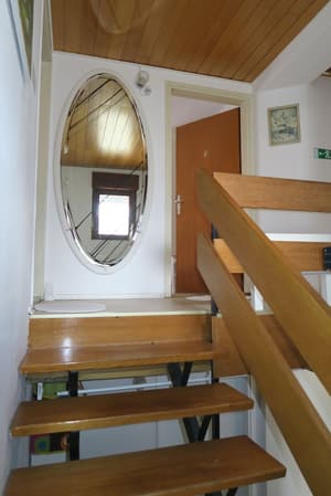 thumbnail: Hallway