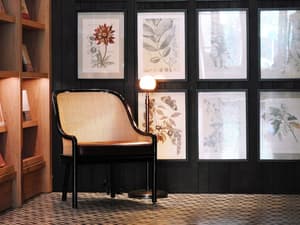 thumbnail: Lobby sitting area