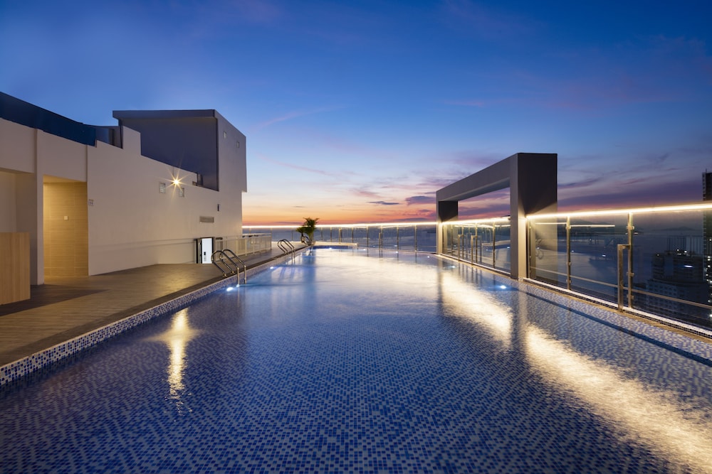 Rooftop pool