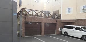 thumbnail: Parking