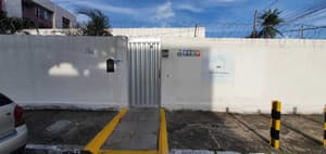 thumbnail: Exterior