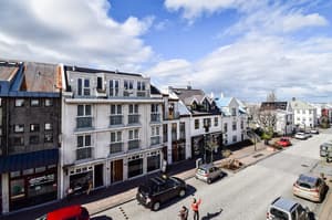 thumbnail: Exterior