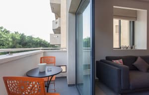 thumbnail: Terrace/patio