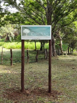 thumbnail: Property entrance