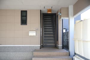 thumbnail: Reception