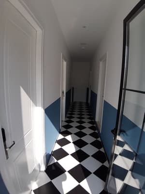 thumbnail: Interior entrance