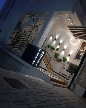 thumbnail: Front of property