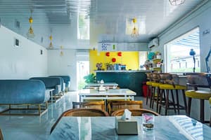 thumbnail: Restaurant
