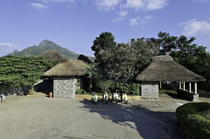 thumbnail: Front of property