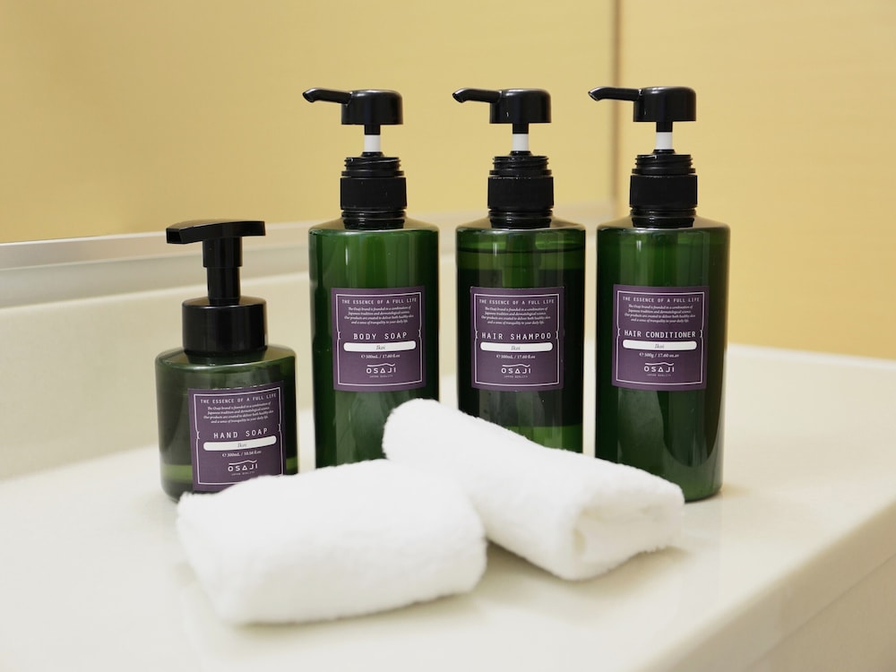 Bathroom amenities