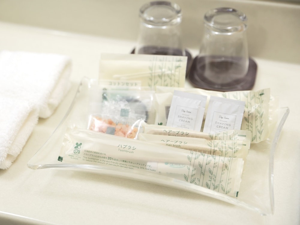 Bathroom amenities