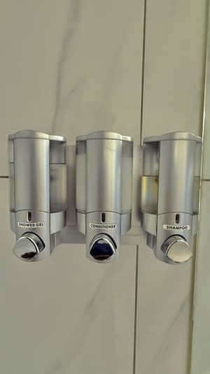 thumbnail: Bathroom amenities