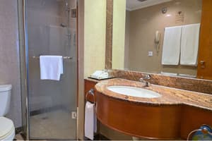 thumbnail: Bathroom