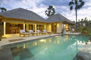 thumbnail: Exterior